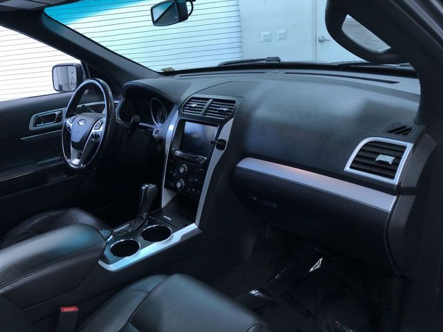 Thumbnail: 2014 Ford Explorer - 9