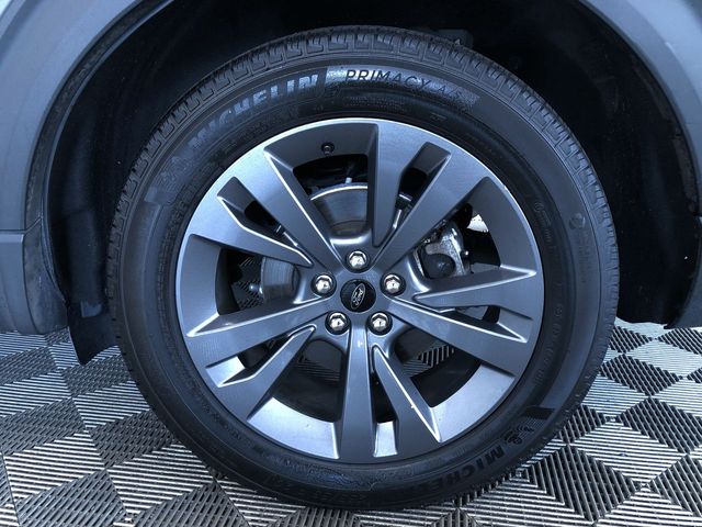Thumbnail: 2021 Ford Explorer - 8