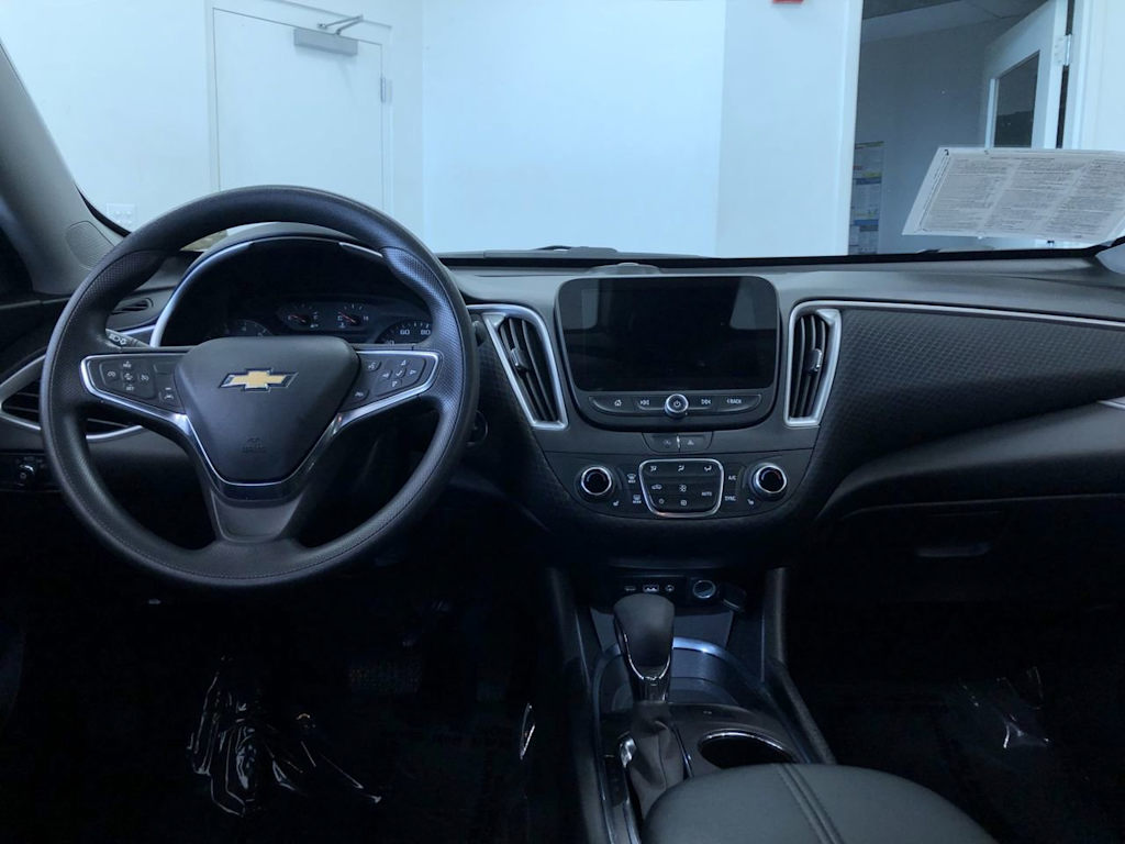 2024 Chevrolet Malibu LT 2