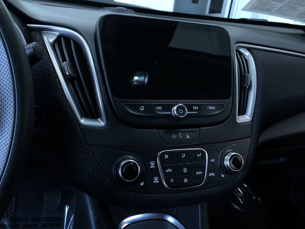 2024 Chevrolet Malibu LT 12