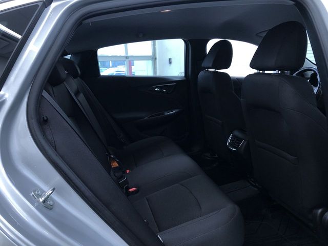 Thumbnail: 2018 Chevrolet Malibu - 29