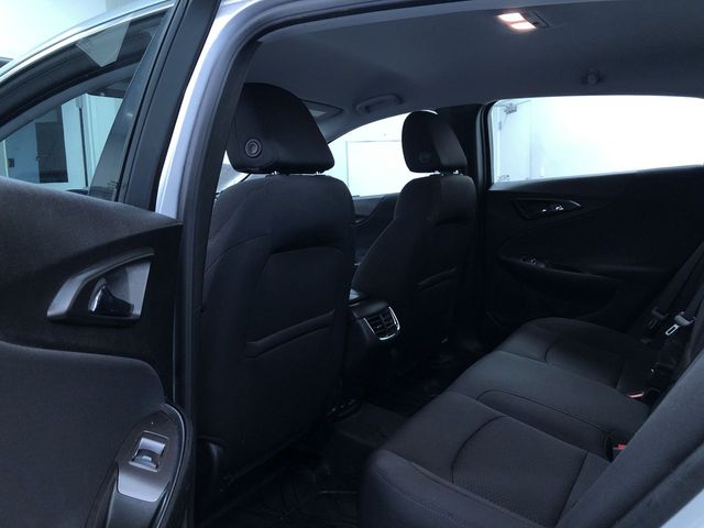 Thumbnail: 2018 Chevrolet Malibu - 12