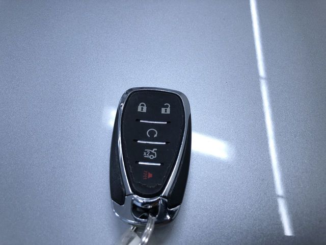 Thumbnail: 2018 Chevrolet Malibu - 18