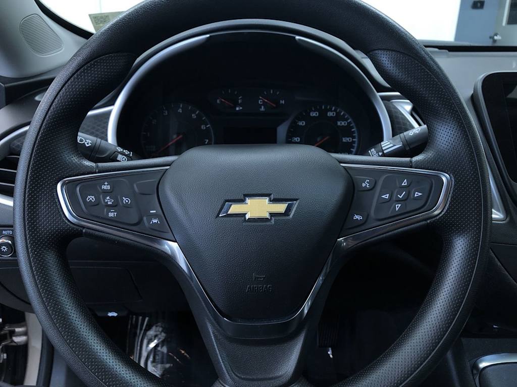 2024 Chevrolet Malibu LT 30
