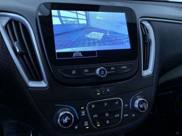 Thumbnail: 2024 Chevrolet Malibu - 14