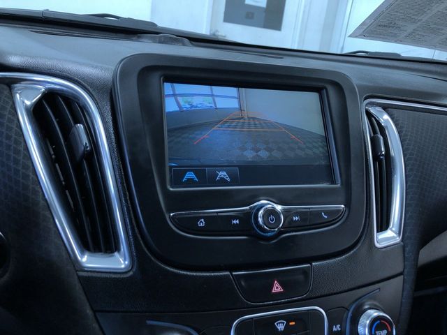 Thumbnail: 2016 Chevrolet Malibu - 13