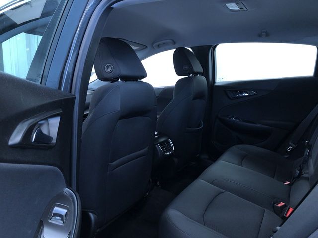 Thumbnail: 2016 Chevrolet Malibu - 10