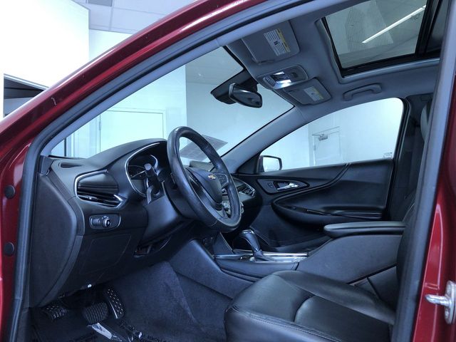 Thumbnail: 2017 Chevrolet Malibu - 2