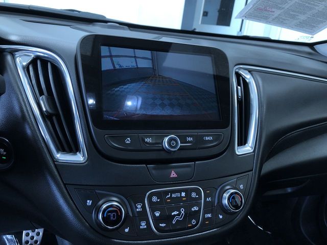 Thumbnail: 2017 Chevrolet Malibu - 15