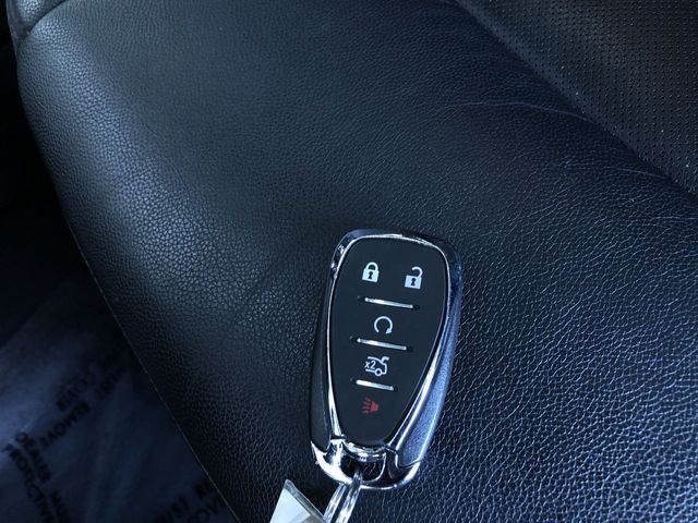 Thumbnail: 2017 Chevrolet Malibu - 18