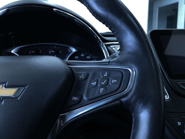 Thumbnail: 2017 Chevrolet Malibu - 32