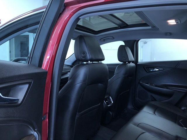 Thumbnail: 2017 Chevrolet Malibu - 12