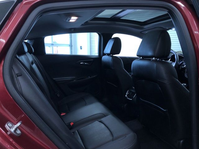 Thumbnail: 2017 Chevrolet Malibu - 30