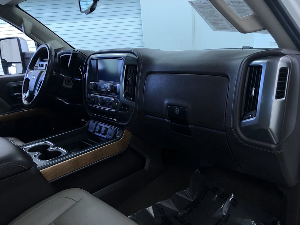 2016 Chevrolet Silverado 2500 LTZ 13