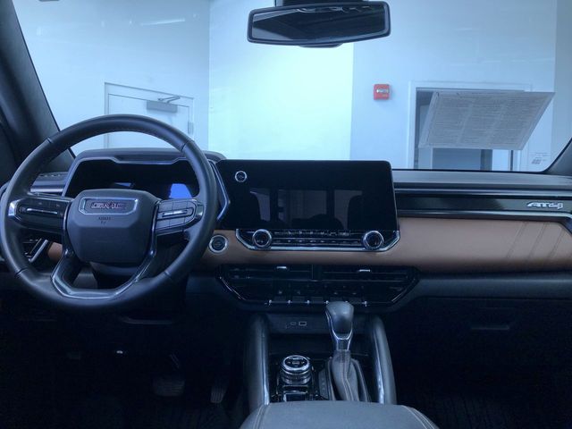 Thumbnail: 2024 GMC Canyon - 8