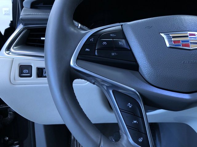 Thumbnail: 2017 Cadillac XT5 - 16