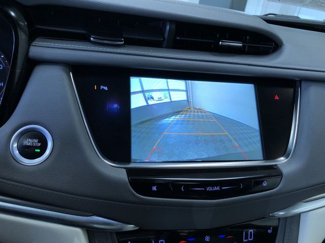 Thumbnail: 2017 Cadillac XT5 - 15