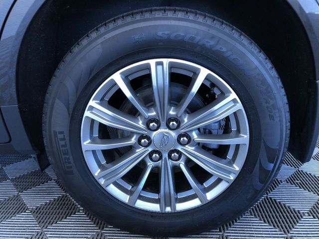 Thumbnail: 2017 Cadillac XT5 - 8