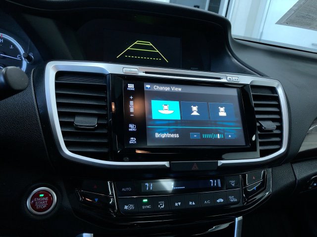 Thumbnail: 2016 Honda Accord - 13