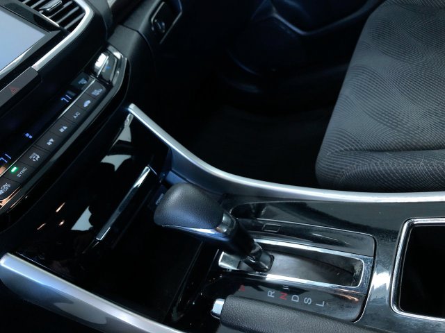 Thumbnail: 2016 Honda Accord - 14
