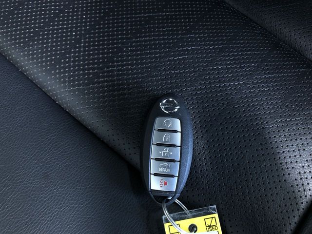 Thumbnail: 2020 Nissan Maxima - 17