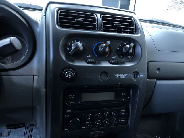 Thumbnail: 2003 Nissan Frontier - 14