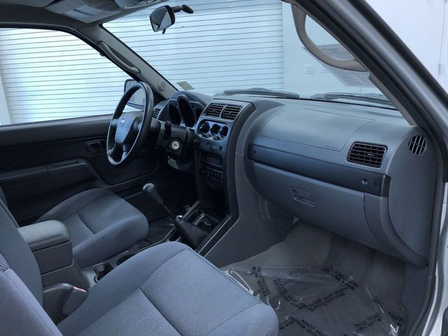 Thumbnail: 2003 Nissan Frontier - 9