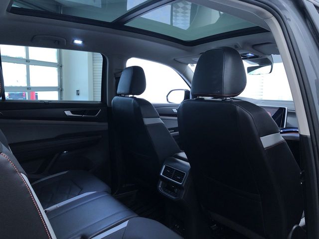 Thumbnail: 2024 Volkswagen Atlas - 31