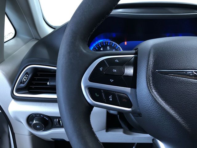 Thumbnail: 2024 Chrysler Pacifica - 30