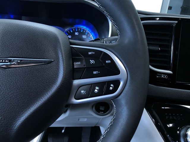 Thumbnail: 2024 Chrysler Pacifica - 31