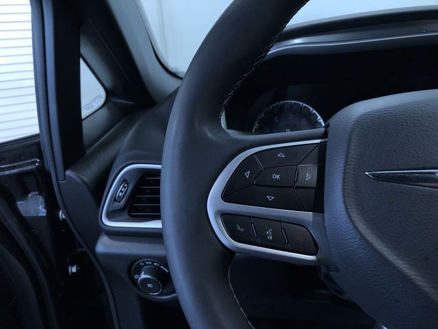 Thumbnail: 2025 Chrysler Pacifica - 21