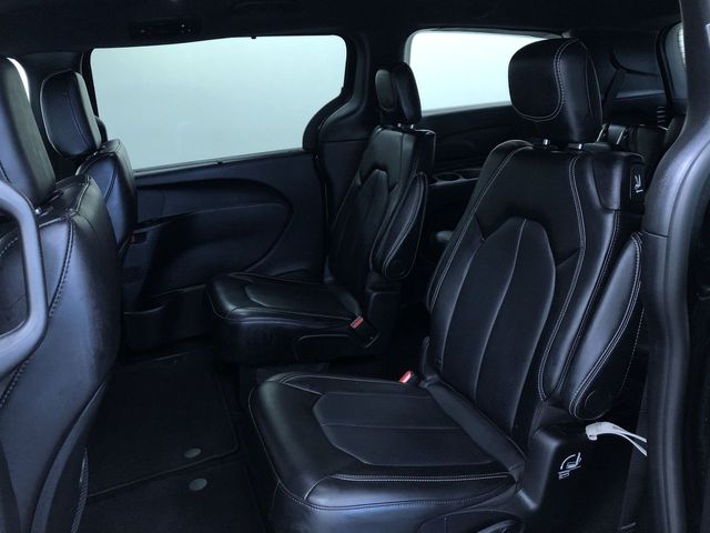 Thumbnail: 2025 Chrysler Pacifica - 18