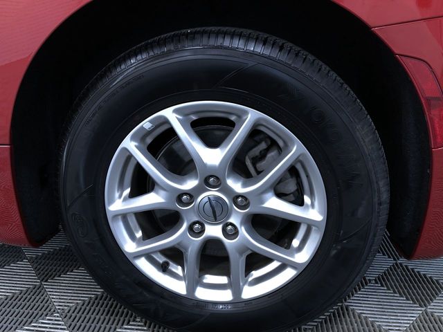 Thumbnail: 2025 Chrysler Pacifica - 8