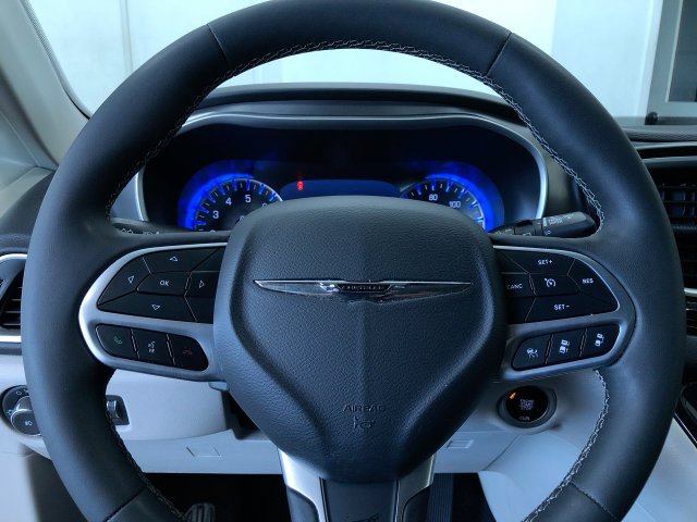 Thumbnail: 2024 Chrysler Pacifica - 29