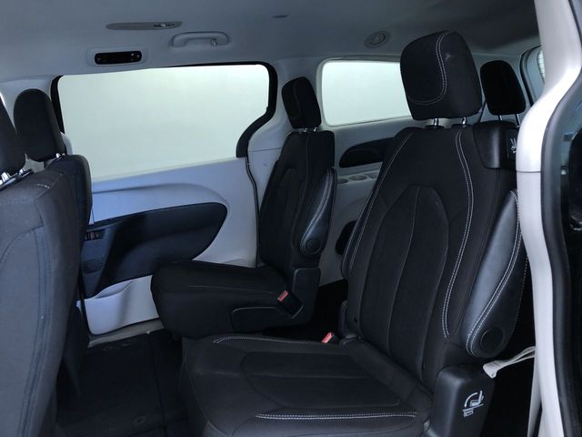 Thumbnail: 2024 Chrysler Voyager - 26