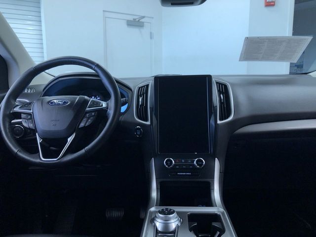 Thumbnail: 2024 Ford Edge - 2
