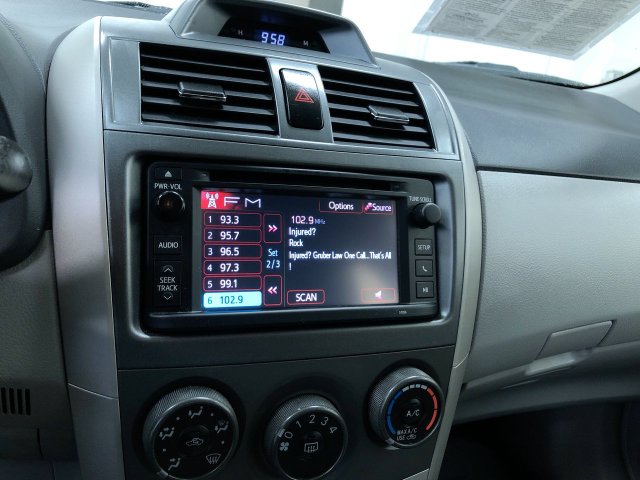 Thumbnail: 2013 Toyota Corolla - 14