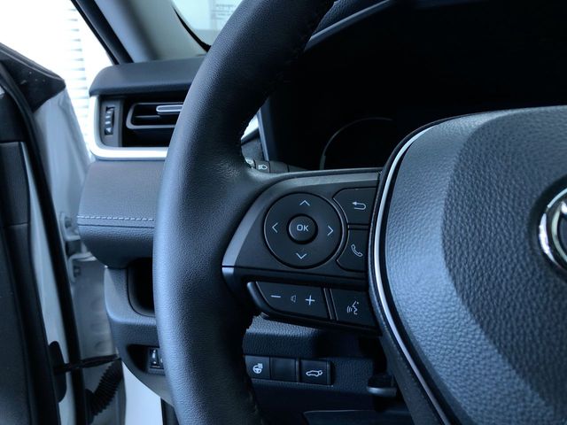 Thumbnail: 2023 Toyota RAV4 - 29