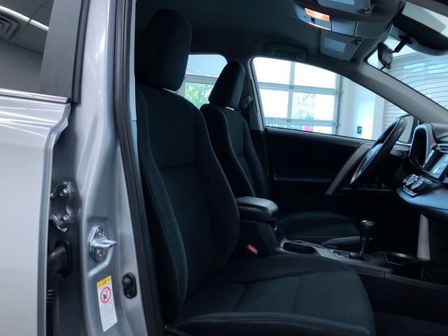 Thumbnail: 2017 Toyota RAV4 - 11