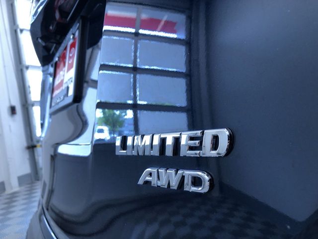 Thumbnail: 2017 Toyota RAV4 - 7