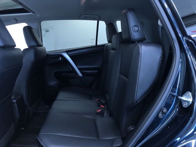 Thumbnail: 2017 Toyota RAV4 - 29