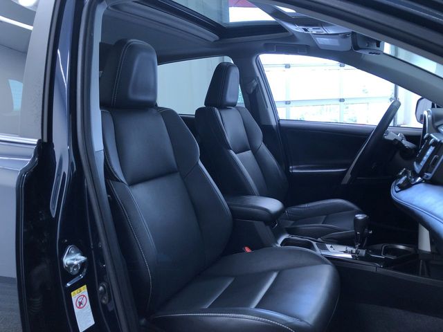 Thumbnail: 2017 Toyota RAV4 - 11