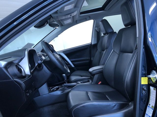 Thumbnail: 2017 Toyota RAV4 - 10
