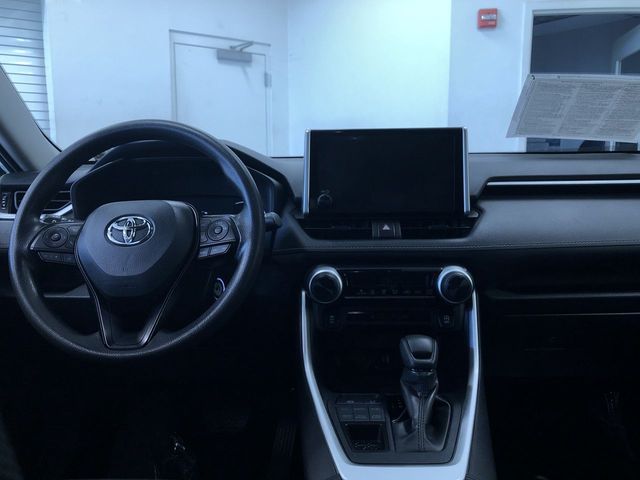 Thumbnail: 2025 Toyota RAV4 - 2