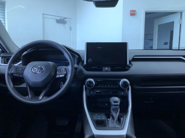 Thumbnail: 2023 Toyota RAV4 - 9