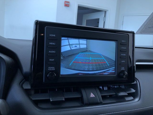 Thumbnail: 2019 Toyota RAV4 - 14