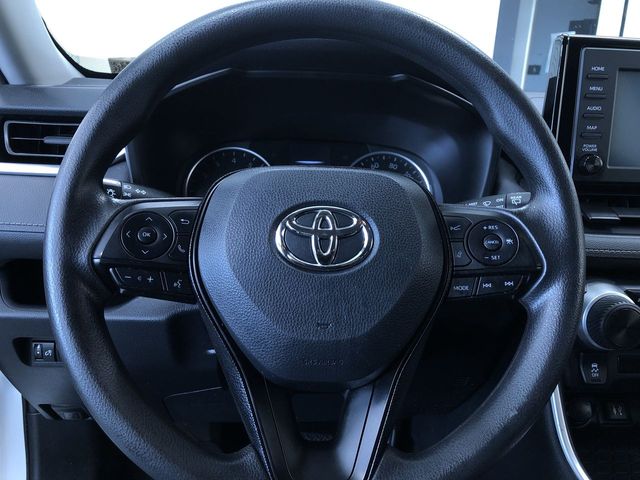 Thumbnail: 2019 Toyota RAV4 - 13