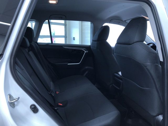 Thumbnail: 2019 Toyota RAV4 - 28
