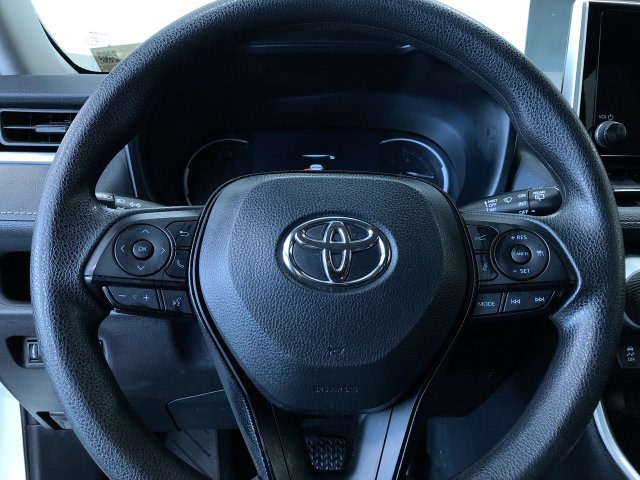 Thumbnail: 2025 Toyota RAV4 - 29