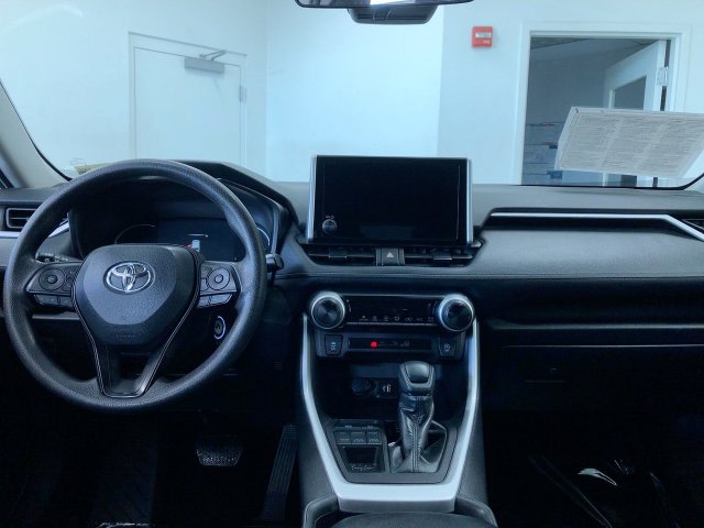 Thumbnail: 2025 Toyota RAV4 - 2